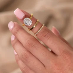 Born 18ct Yellow Gold 0.15ct Lab Grown Diamond Triangle Claw Set Half Eternity Wedding Ring