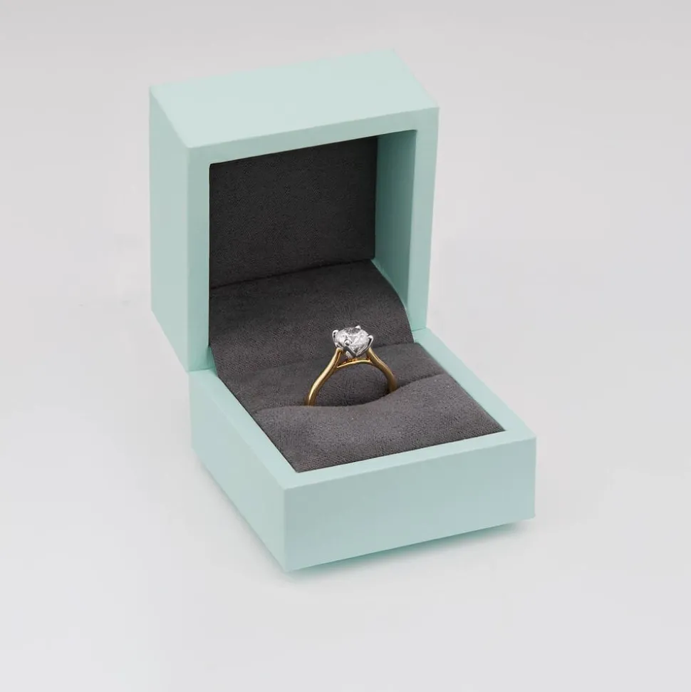 Born 18ct Yellow Gold Lab Grown 1ct Round Brilliant Diamond Ring