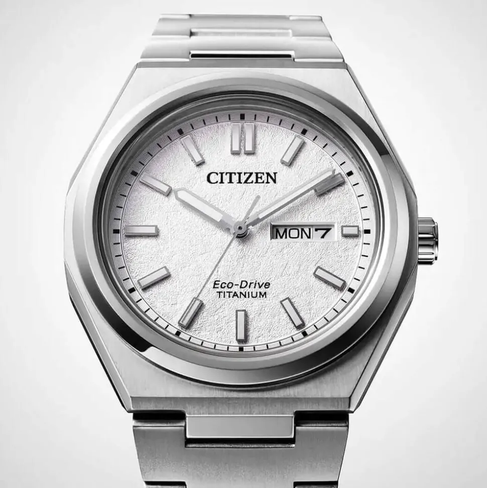 Citizen 'Zenshin' Super Titanium 39mm White Dial Titanium Bracelet Watch