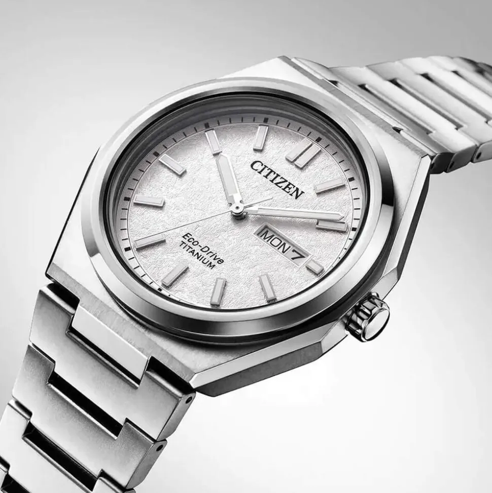 Citizen 'Zenshin' Super Titanium 39mm White Dial Titanium Bracelet Watch