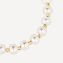 9ct Cultured Freshwater Pearls and a Gold Beat Bracelet