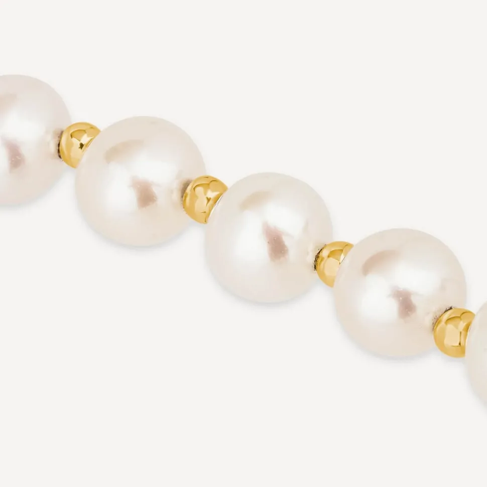 9ct Cultured Freshwater Pearls and a Gold Beat Bracelet