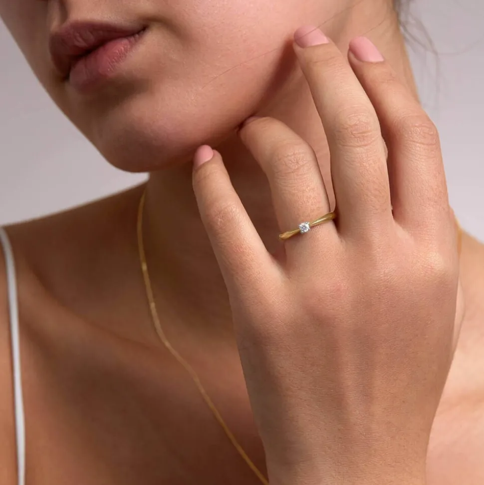 9ct Gold Solitaire Engagement Ring