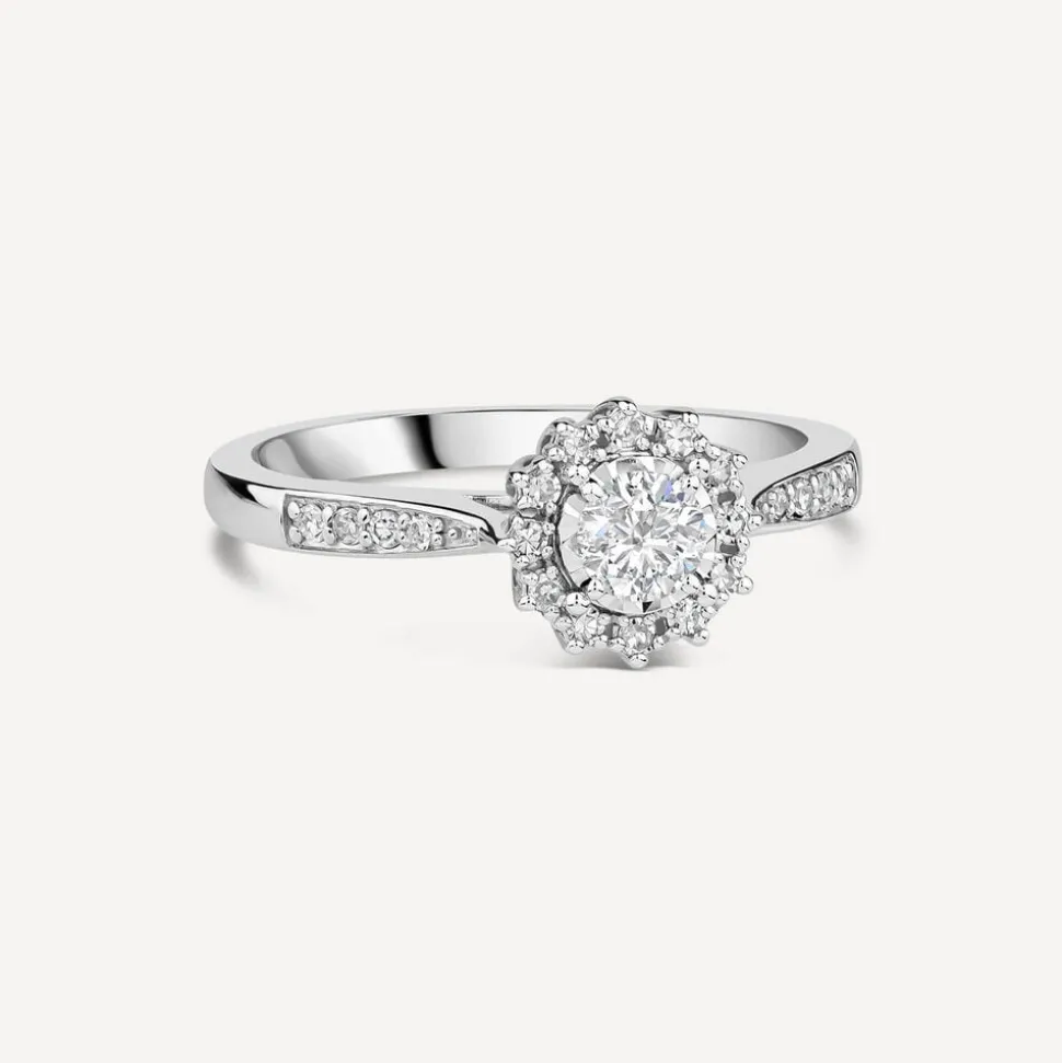 18ct White Gold 0.35ct Illusion Diamond Halo Shoulders Ring