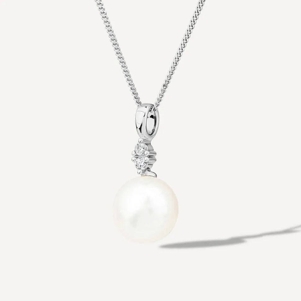 9ct White Gold 0.04ct Top Diamond & Freshwater Pearl Pendant