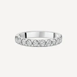 18ct White Gold 3mm 0.70ct Diamond Triangle Claw Wedding Ring
