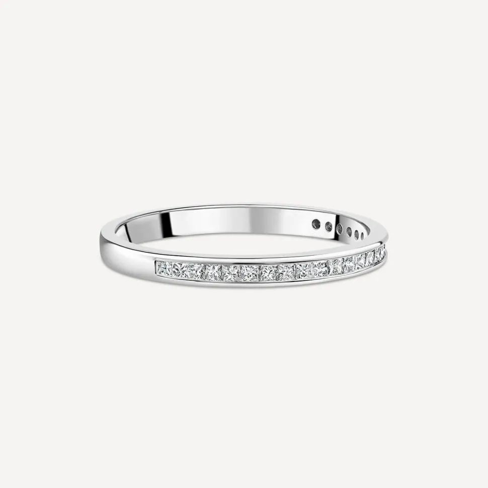 18ct White Gold 2mm 0.25ct Diamond Princess Cut Channel Set Wedding Ring