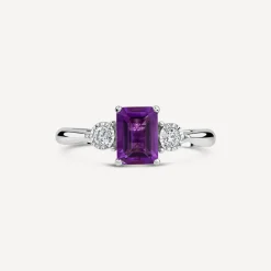 9ct White Gold Princess Cut Amethyst 0.12ct Diamond Sides Ring