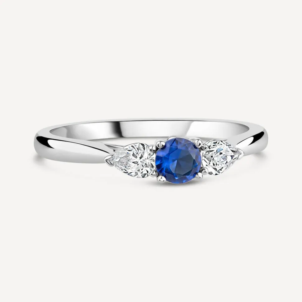 18ct White Gold Sapphire Centre & 0.50ct 3 Diamonds Tulip Setting Ring