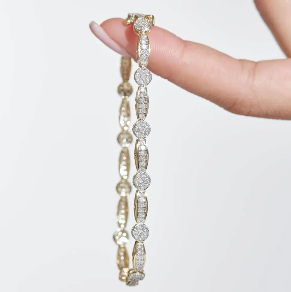 9ct Yellow Gold 1.96ct Diamond Cluster Bar Bracelet