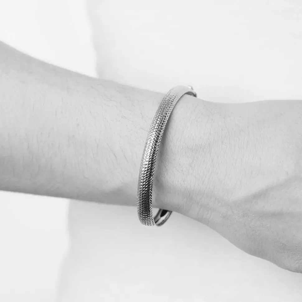 9ct Yellow Gold Diamond Cut Textured Cuff Bangle