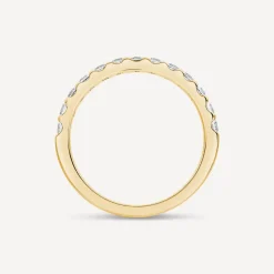 18ct Yellow Gold 2.5mm 0.45ct Diamond Triangle Claw Wedding Ring