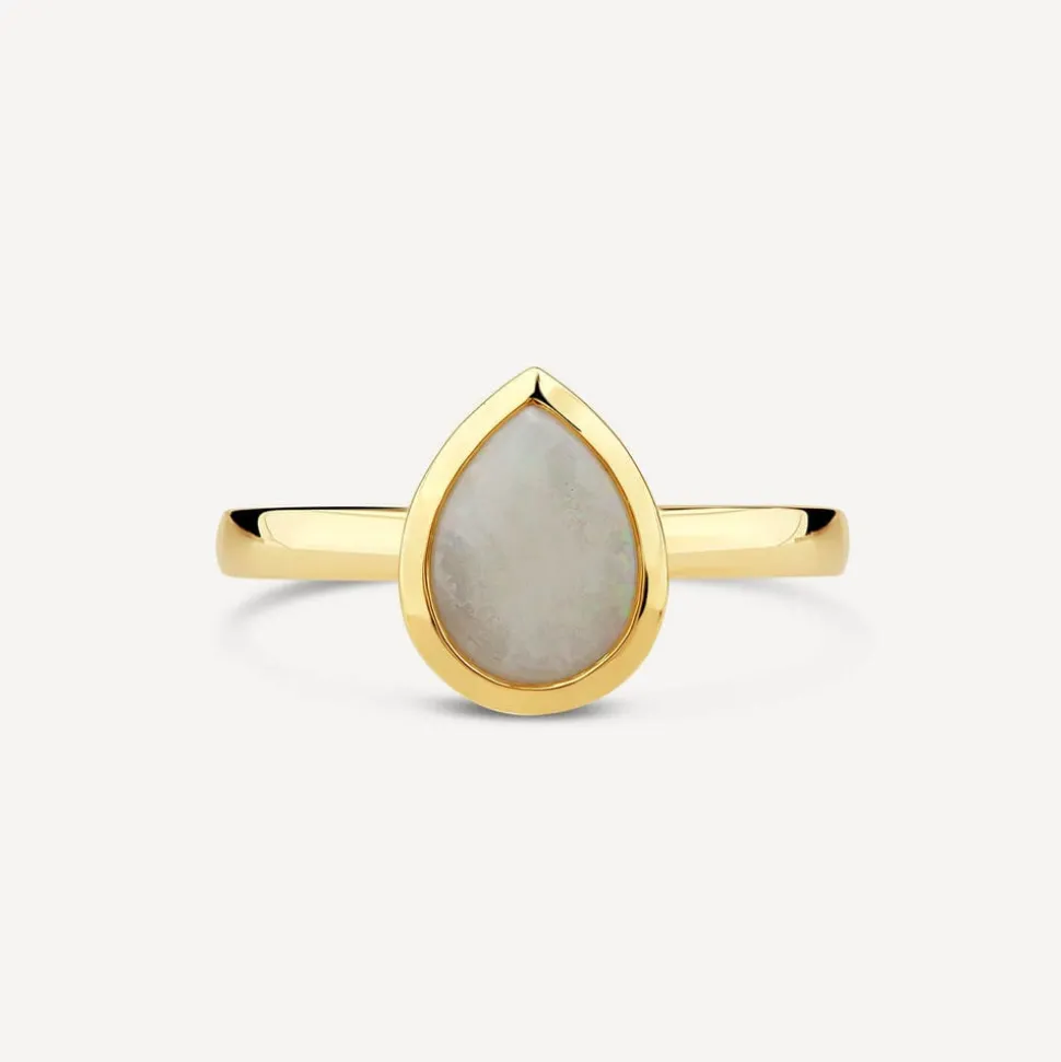 9ct Yellow Gold Teardrop Opal Gold Frame Ring