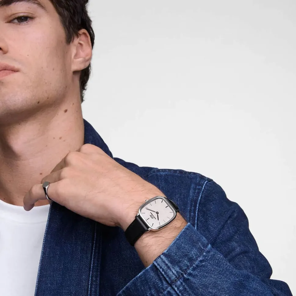 Daniel Wellington Marlon Sheffield Linen Silver 32x36.3mm Dial Leather Strap Watch