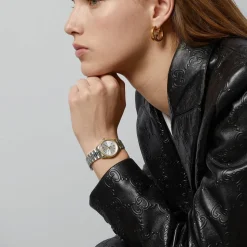 Gucci G-Timeless Quartz 29mm Silver Dial Diamond Dots Steel Bracelet Watch