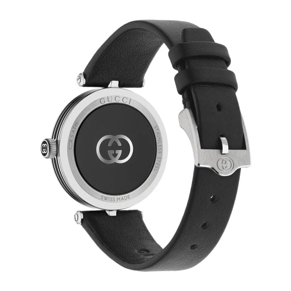 Gucci Model 2000 30mm Black Dial Leather Strap Watch