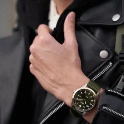 Lorus Quartz Gents 42mm Green Dial Gold Tone Steel Case Strap Watch