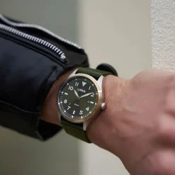 Lorus Quartz Gents 42mm Green Dial Gold Tone Steel Case Strap Watch
