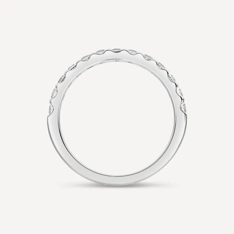 Platinum 2.5mm 0.45ct Diamond Triangle Claw Wedding Ring