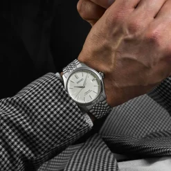 Seiko Presage Classic Series 'Shiro-iro' 40mm White Dial Steel Bracelet Watch
