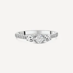 Tulip Setting 18ct White Gold 0.75ct Brilliant Stone & 2 Oval Shoulders Diamond Ring